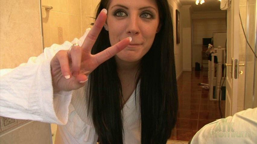 Behind the scene with Samantha Bentley