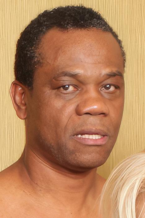 Carlos Valdez Anulingus