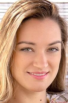 Photo HD Nicole Fox - 1