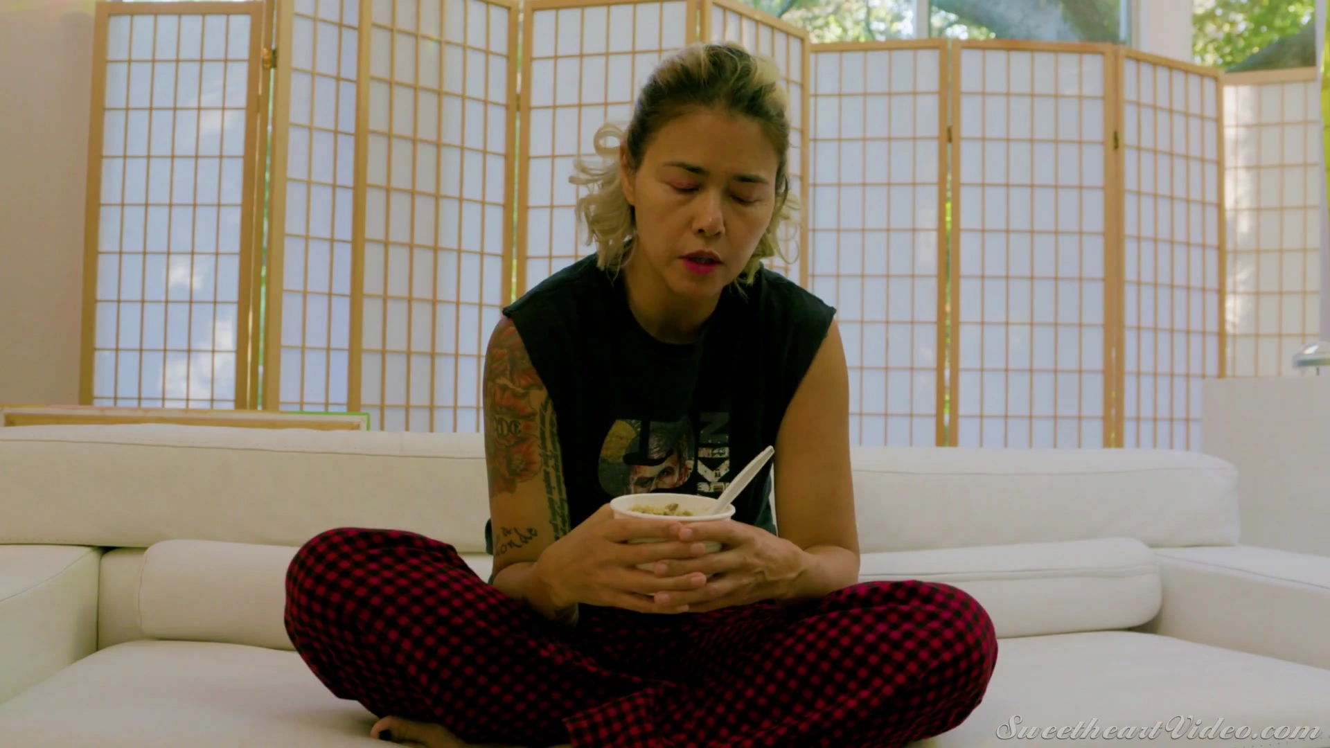 BTS   Brandi Loves MILFs Scene 5