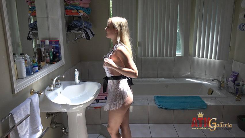 Natalia Queen Watersports