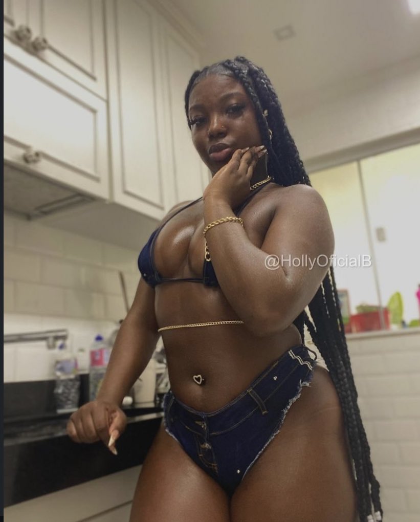 Photo HD Holly Bombom - 2