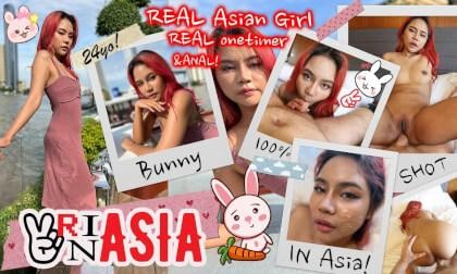 Thai student with red hair loves modeling and tourists
