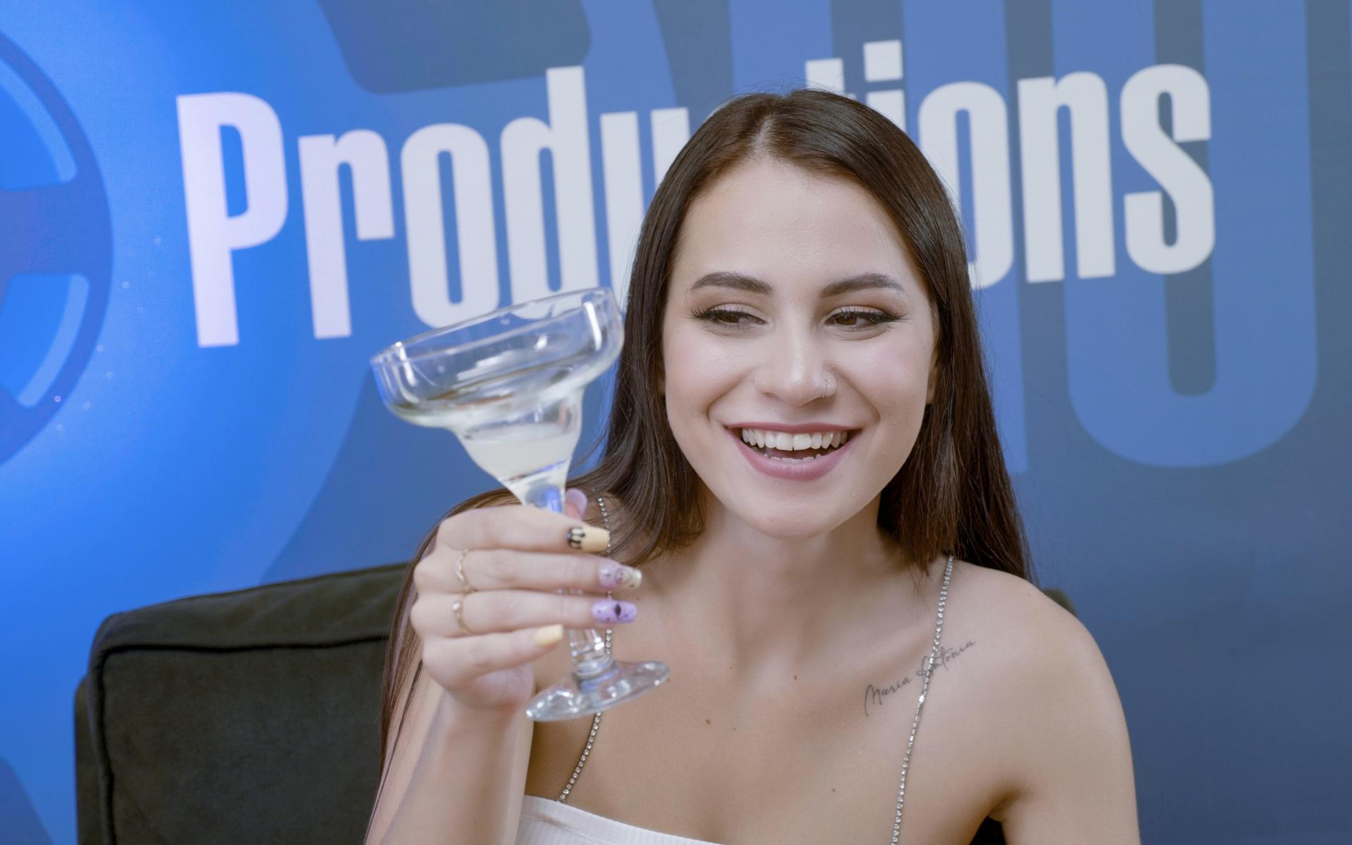 Michele Anderson #1 - Interview before Bukkake