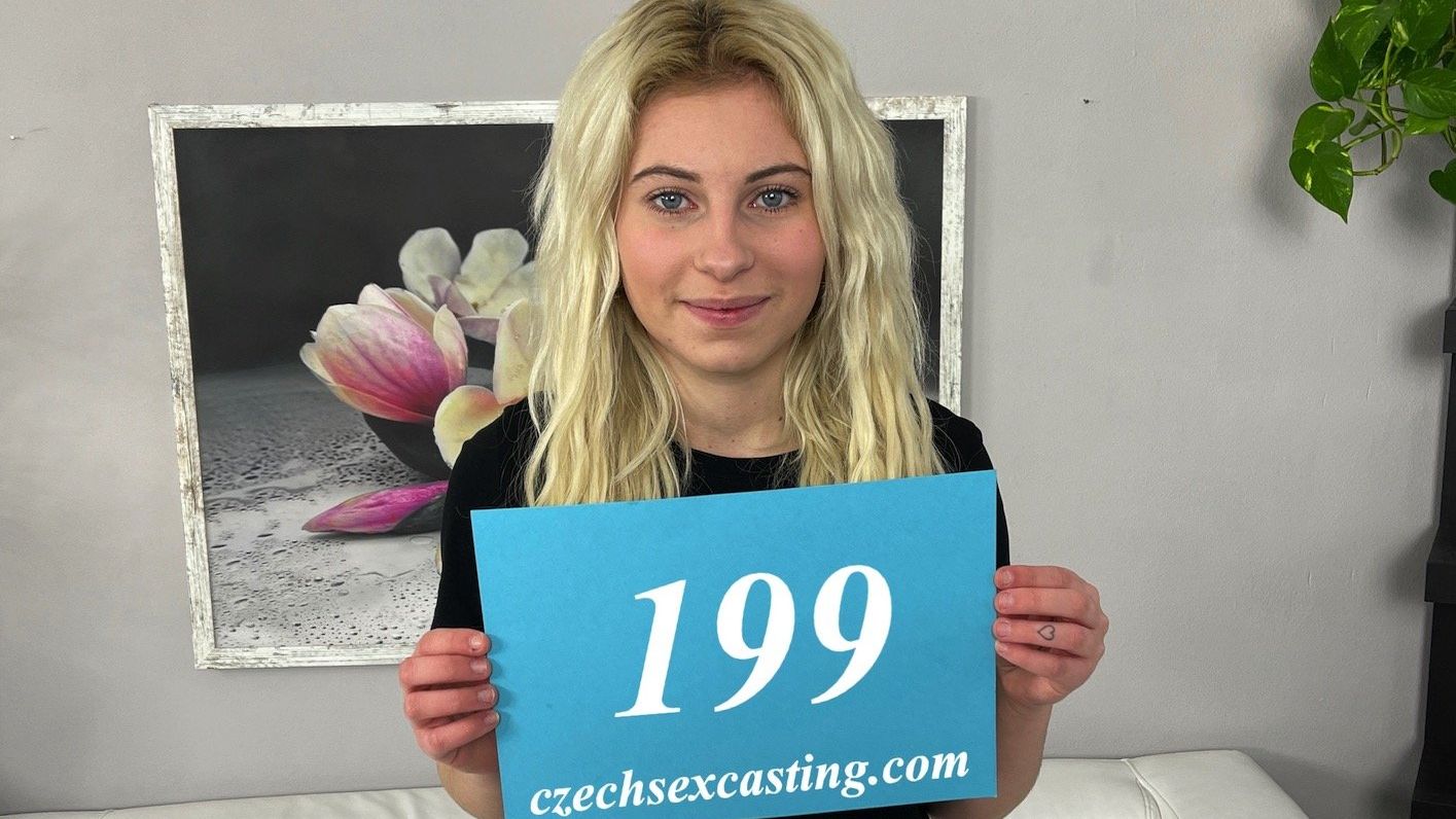 Sexy blonde gets a pounding in casting session