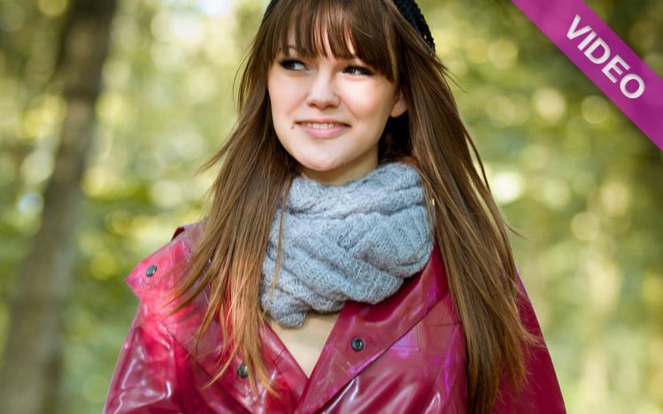 #047 Stealth latex in public