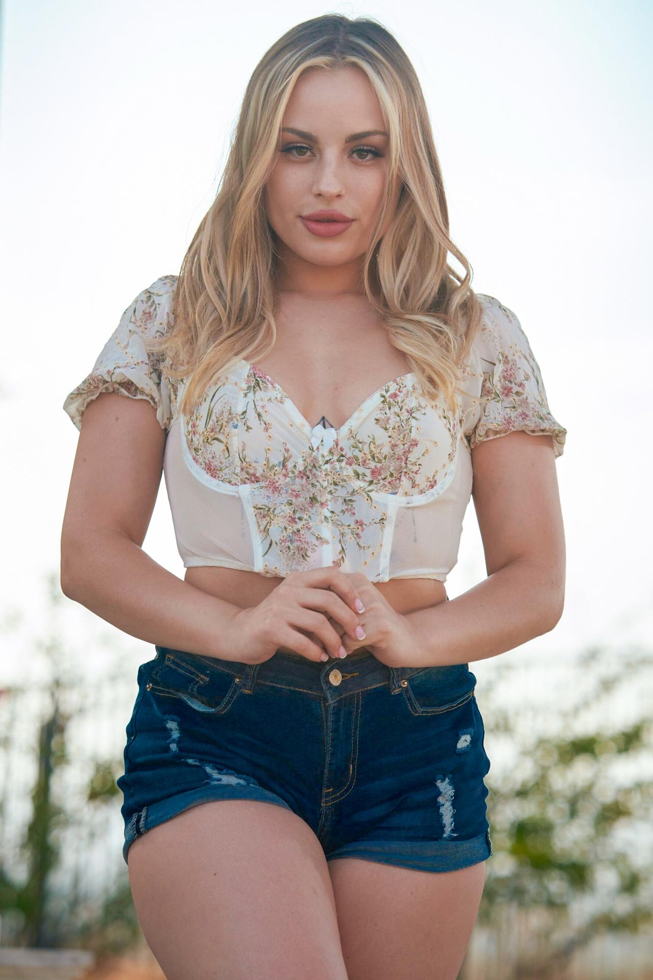 Photo HD Anna Claire Clouds - 5