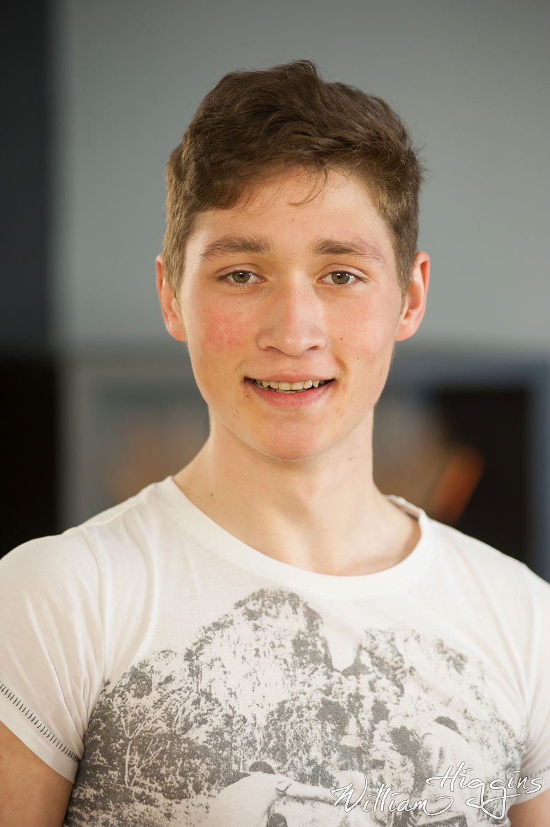 Simon Caress Gangbang