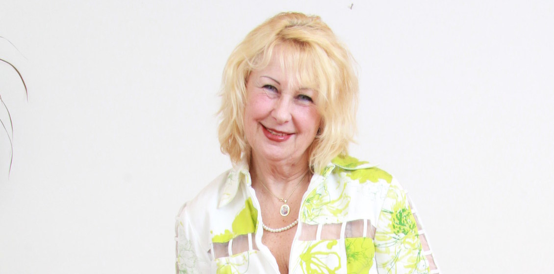 Horny grandma likes to have sex with younger men