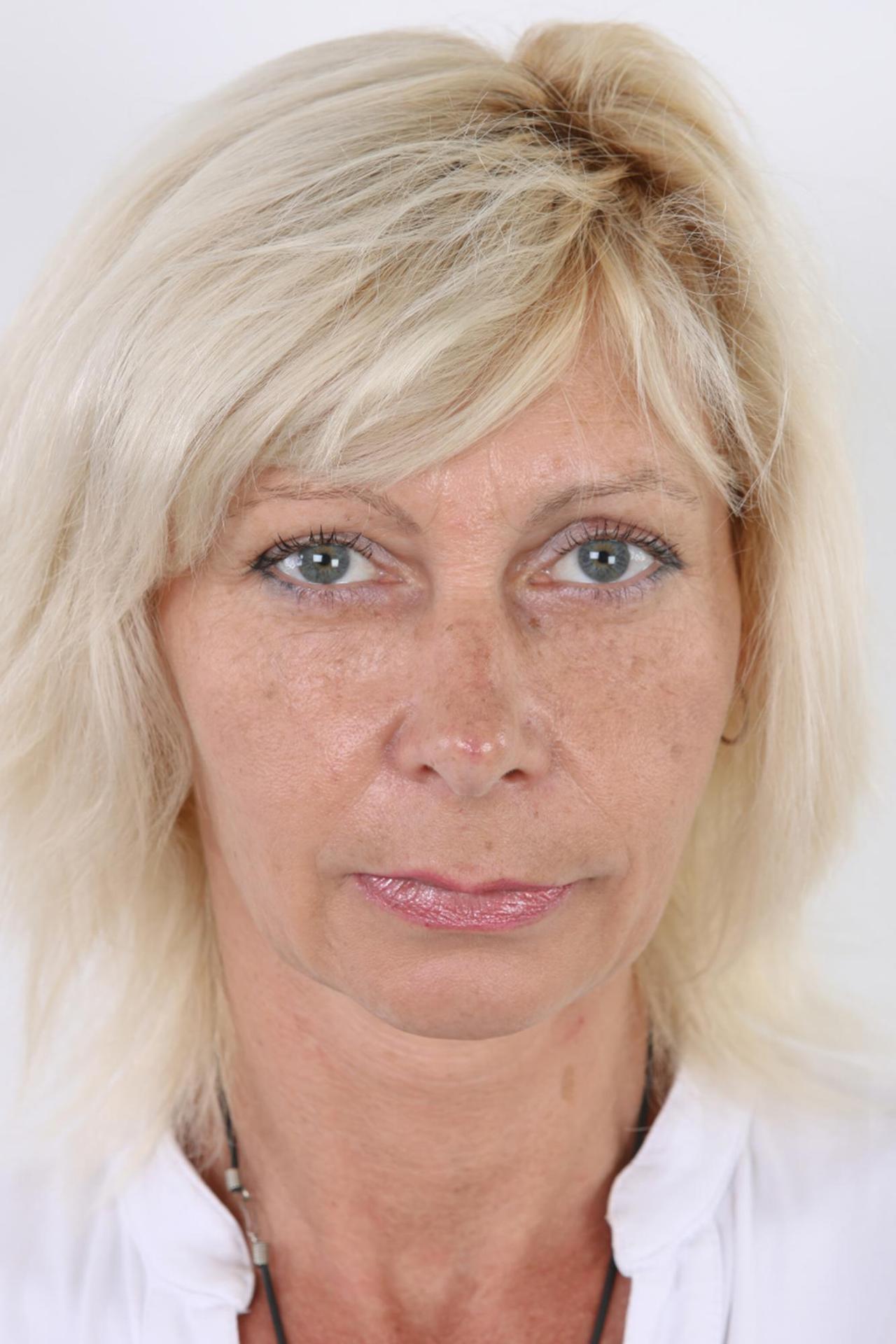 Beata Slavikova Gorge profonde