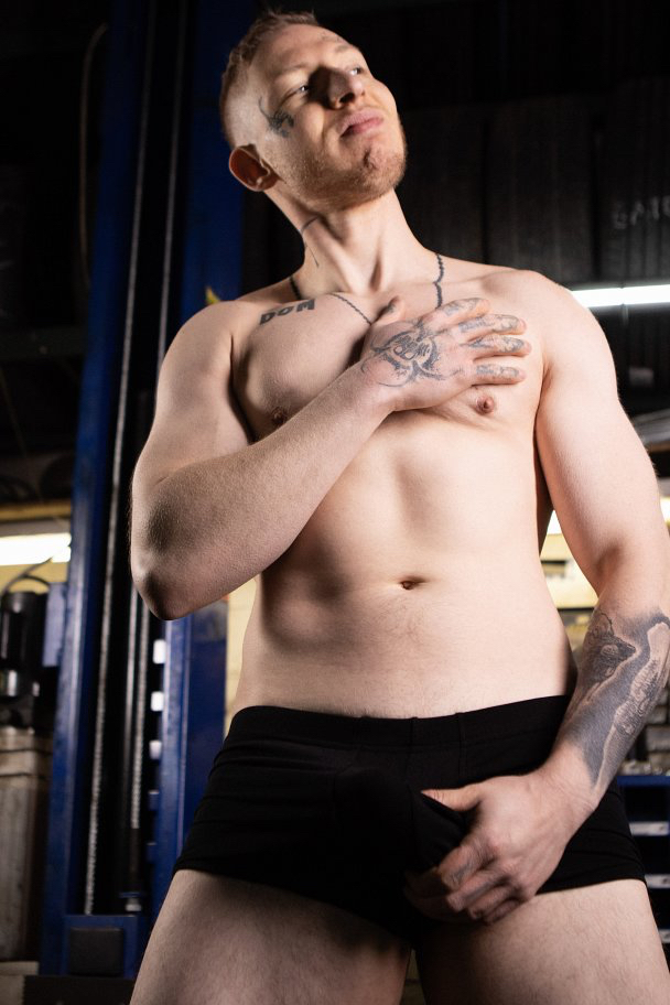 Zach Damian Anulingus