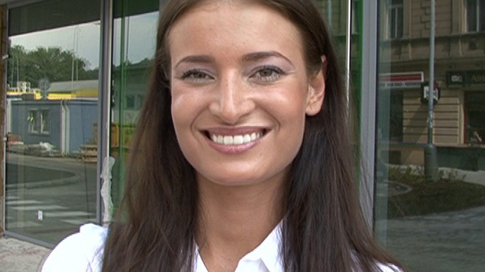 Linda and her huge natural tits