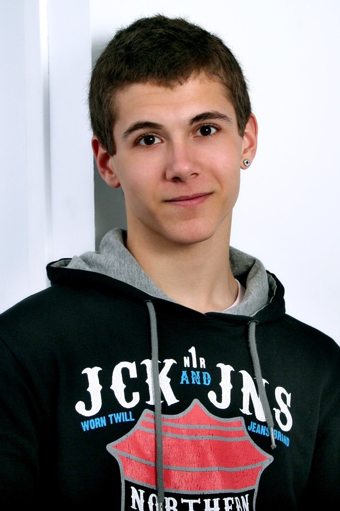 Thomas Lowe Masturbation