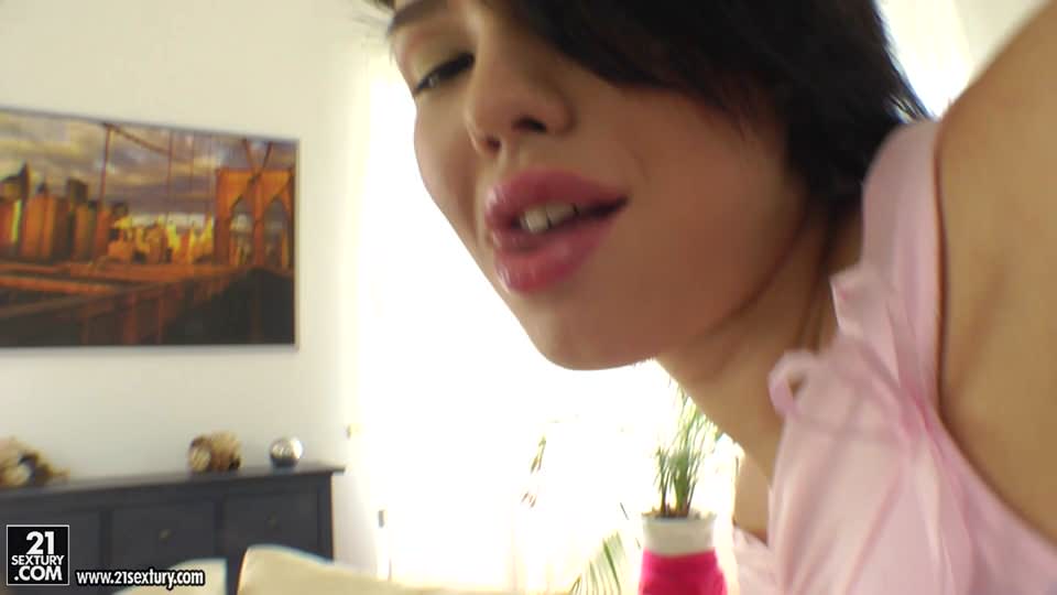 Anal Training of Netta