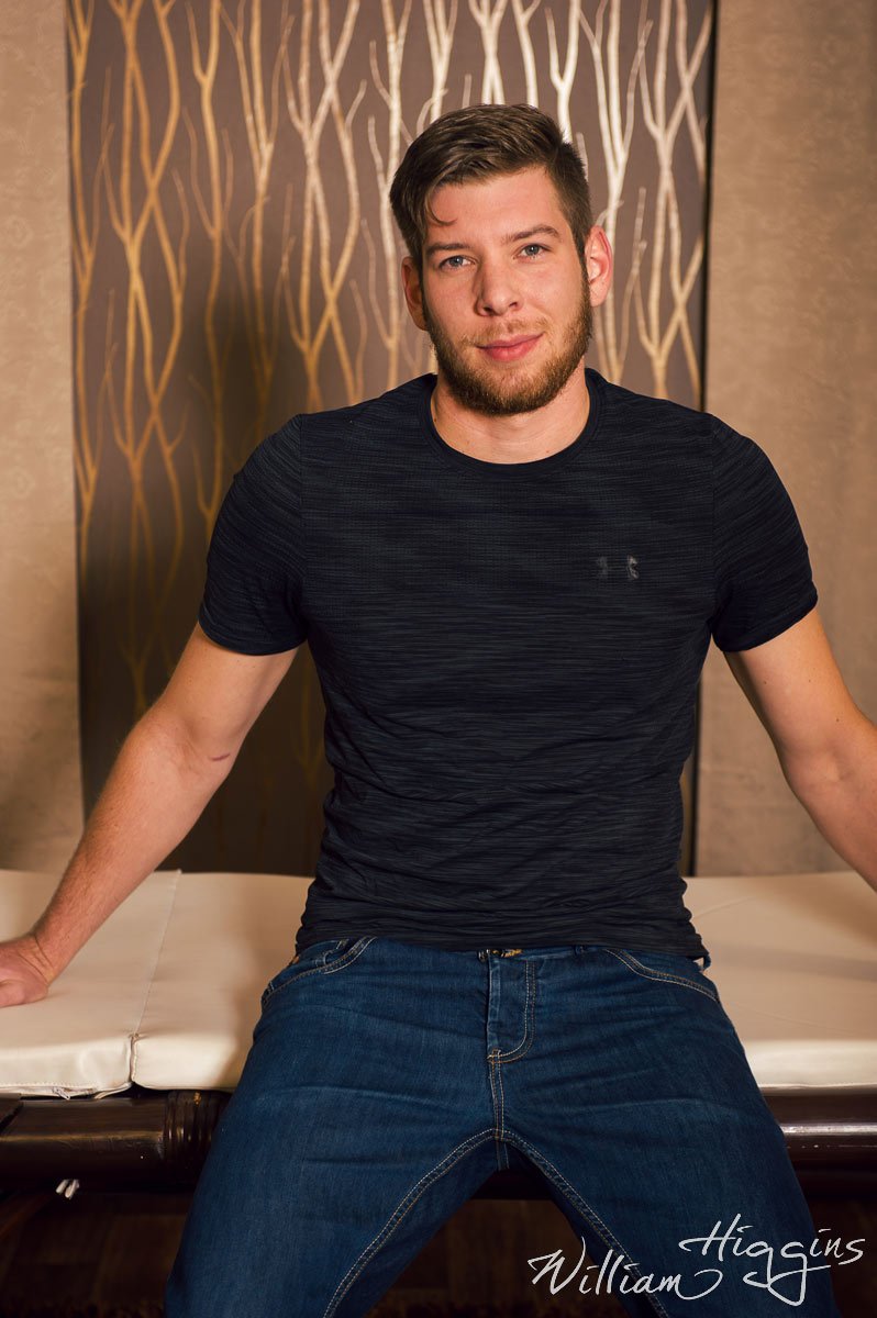 Ondrej Kola Branlette