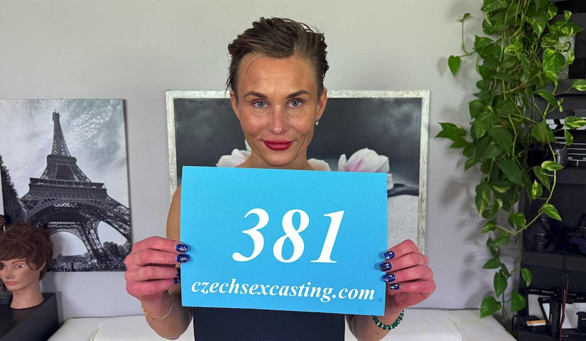 Another pornstar is back in business