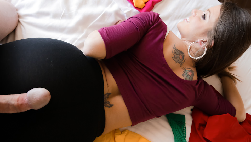 Spandex Loads #08, Scene #04