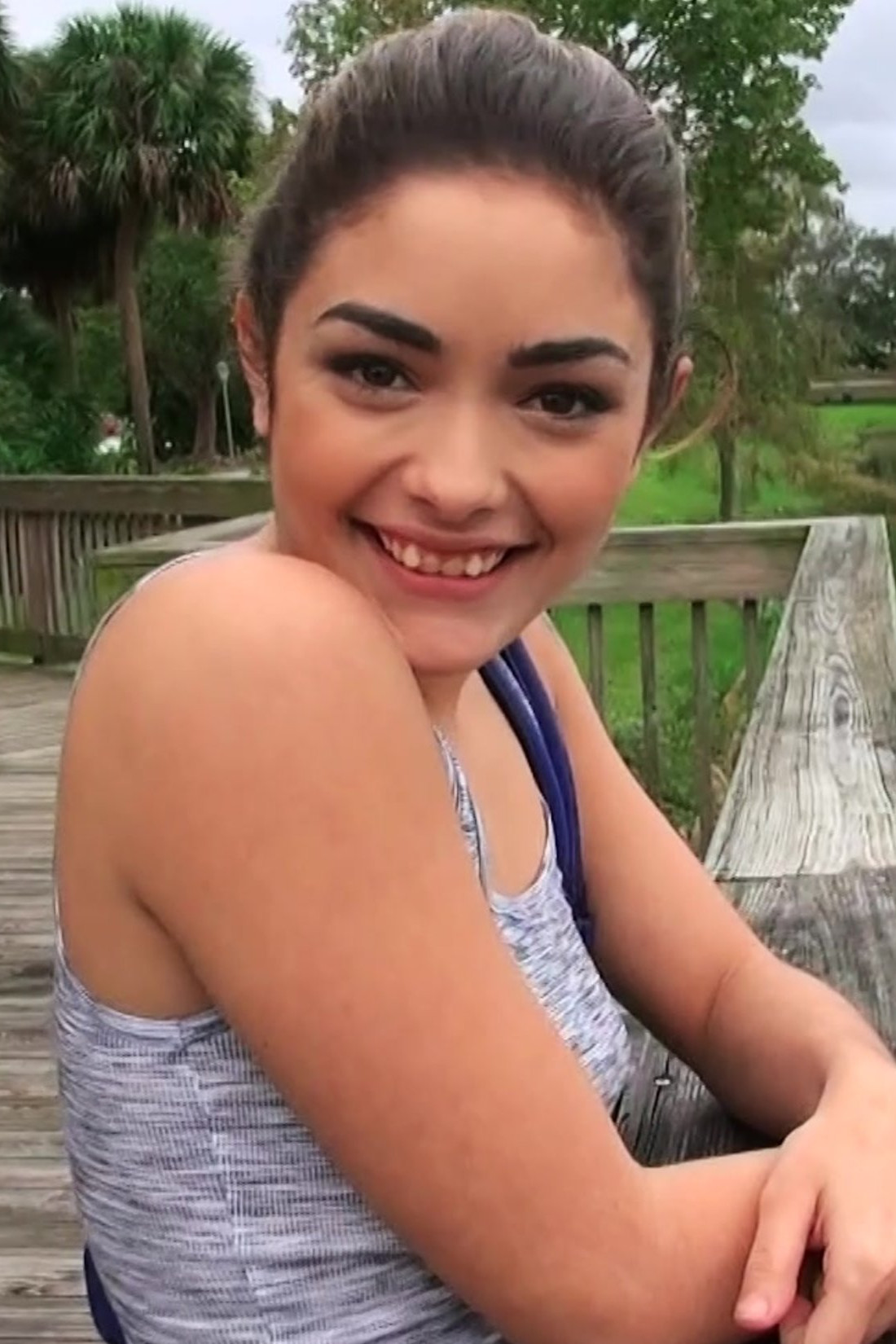 Sophia Ducati Fessée