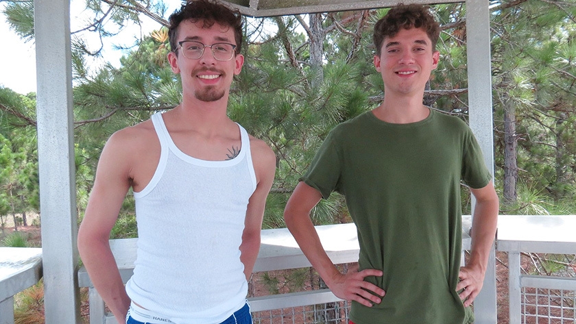 Tight Squirting Twinks Andy And Alex Have Outdoor Orgasms
