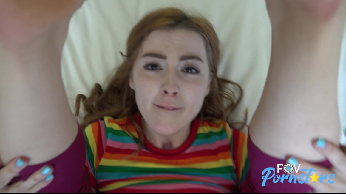 Redhead In Ripped Yoga Pants