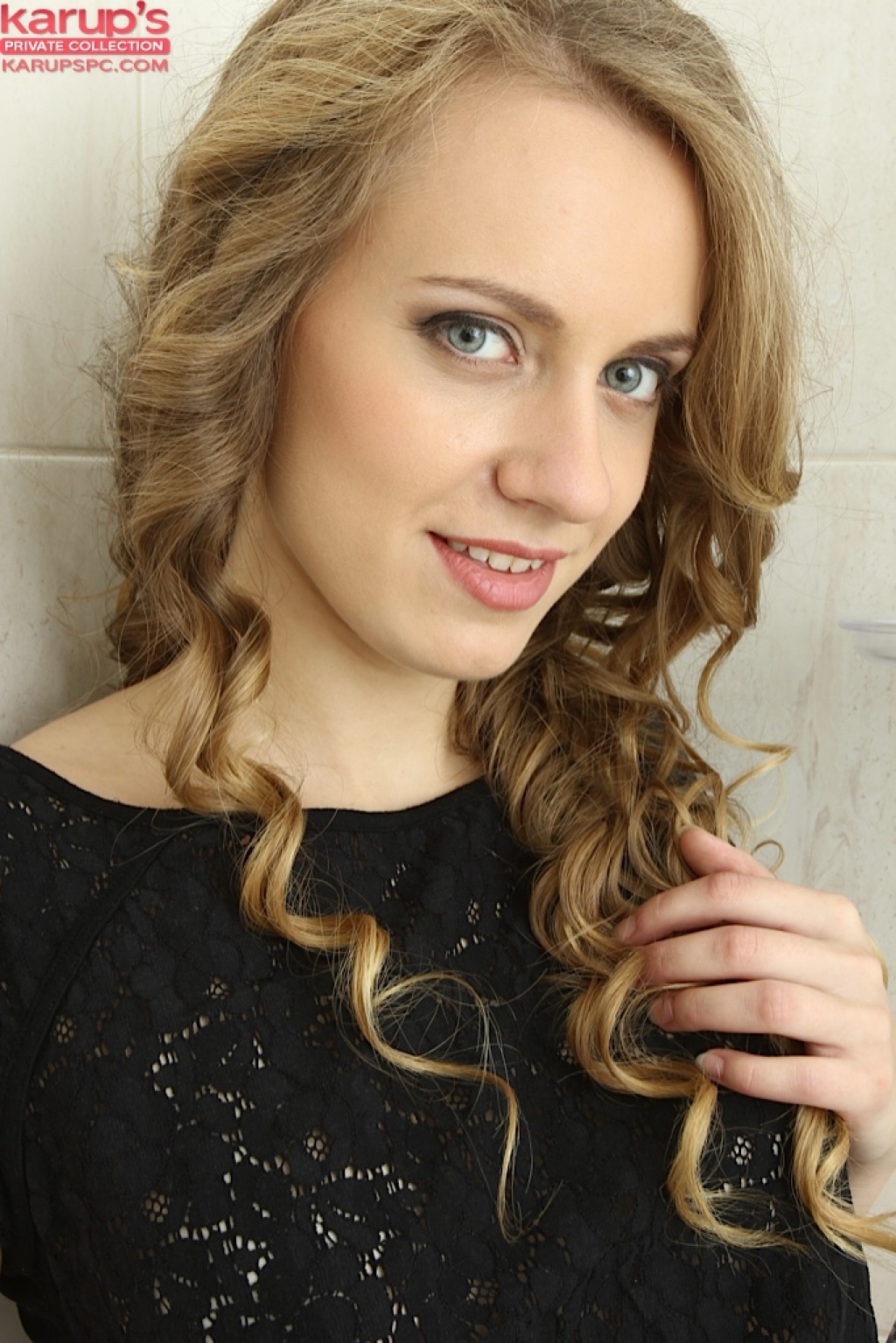 Photo HD Izabella K - 2