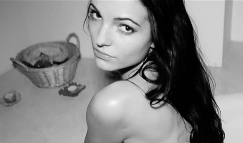 Caprice Divas - Sapphira Black and White