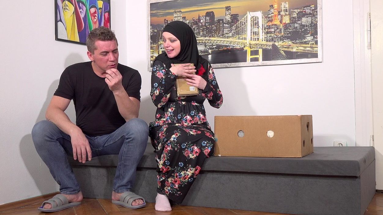 Muslim wife loves spanking