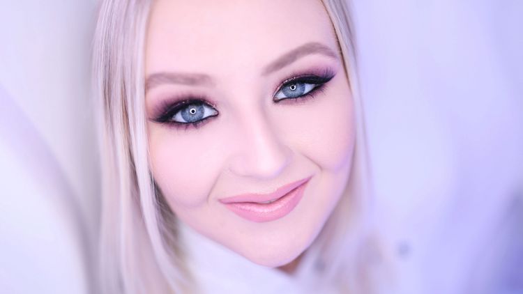 Swallow Salon Welcomes Natalia Queen to Suck Cock and Swallow Sperm