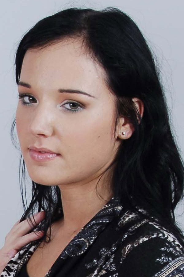 Kelly M Gorge profonde