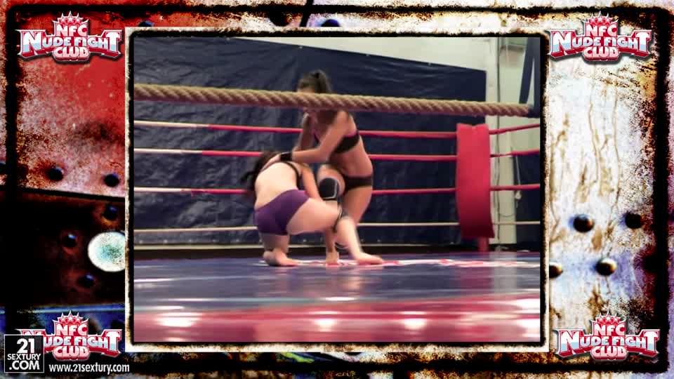 NudeFightClub backstage with Lioness & Lexy Little
