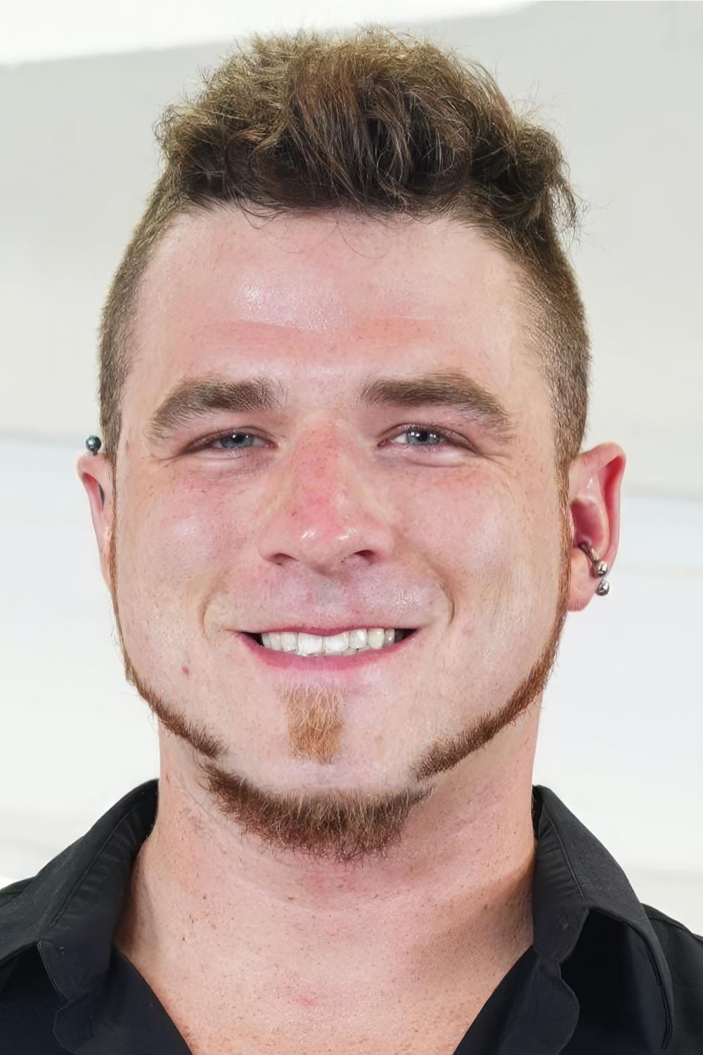 Joe Bonez Hussie Pass