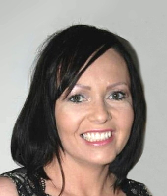 Samantha Stockings Facial