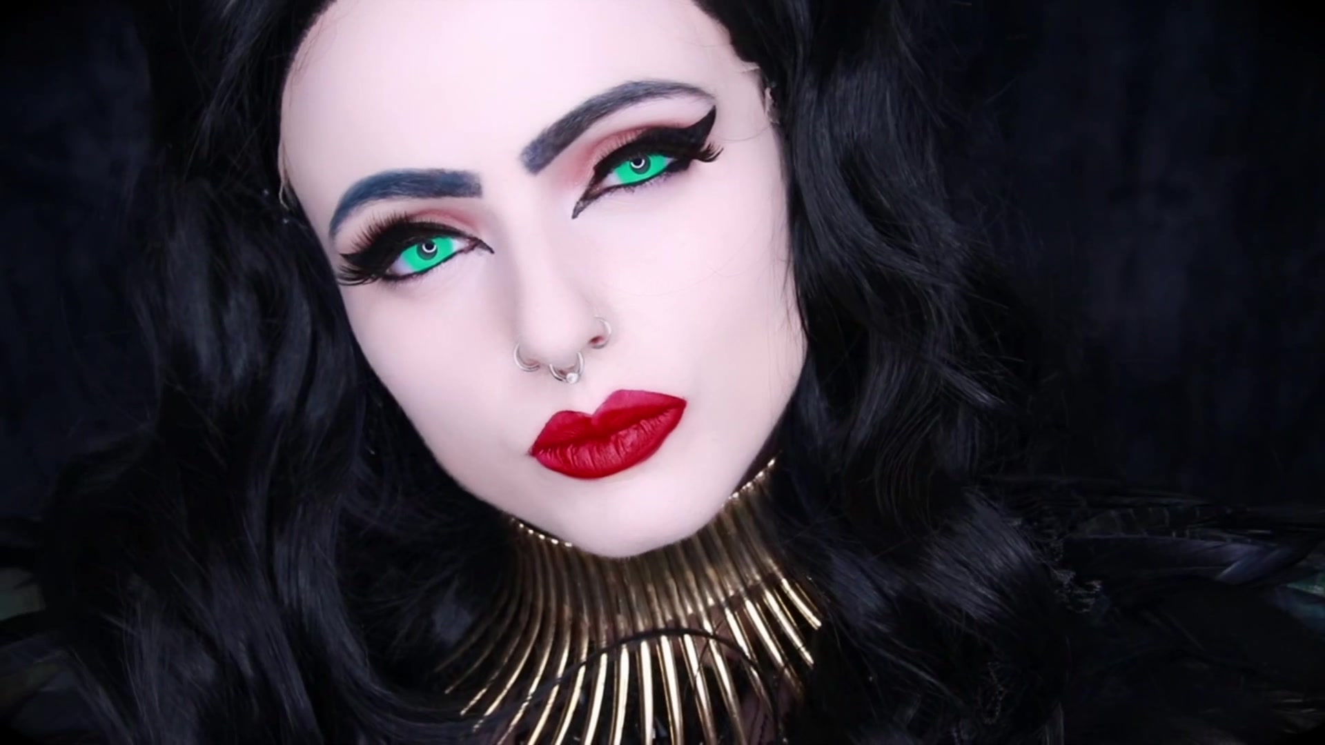 Her Majesty's Boot Addict