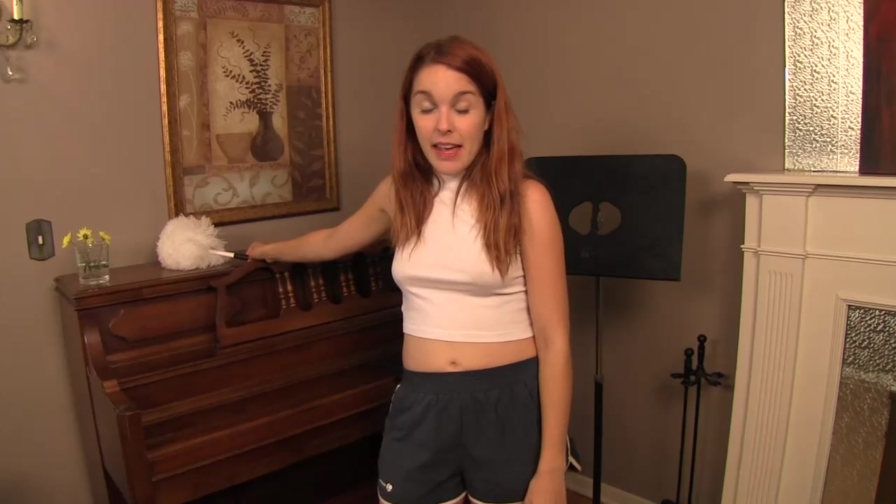 Jacking off with my Spanish housecleaner (with Amarna Miller)