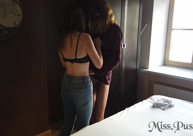 Holiday With Miss Pussycat And 18yo Coraline Lesbian 69 Sixty Nine