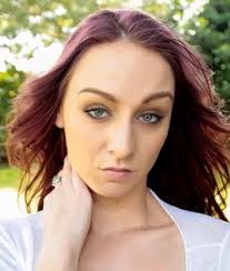 Photo HD Carmen Capri - 3