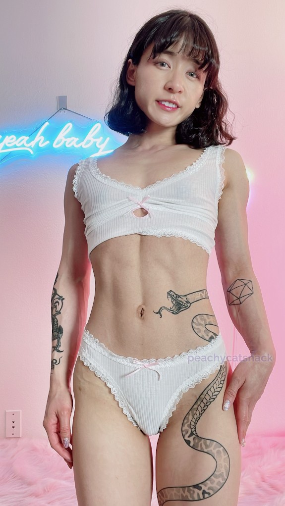 Photo HD Peachy Catsnack - 2