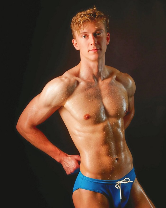 Photo HD British Twunk - 1