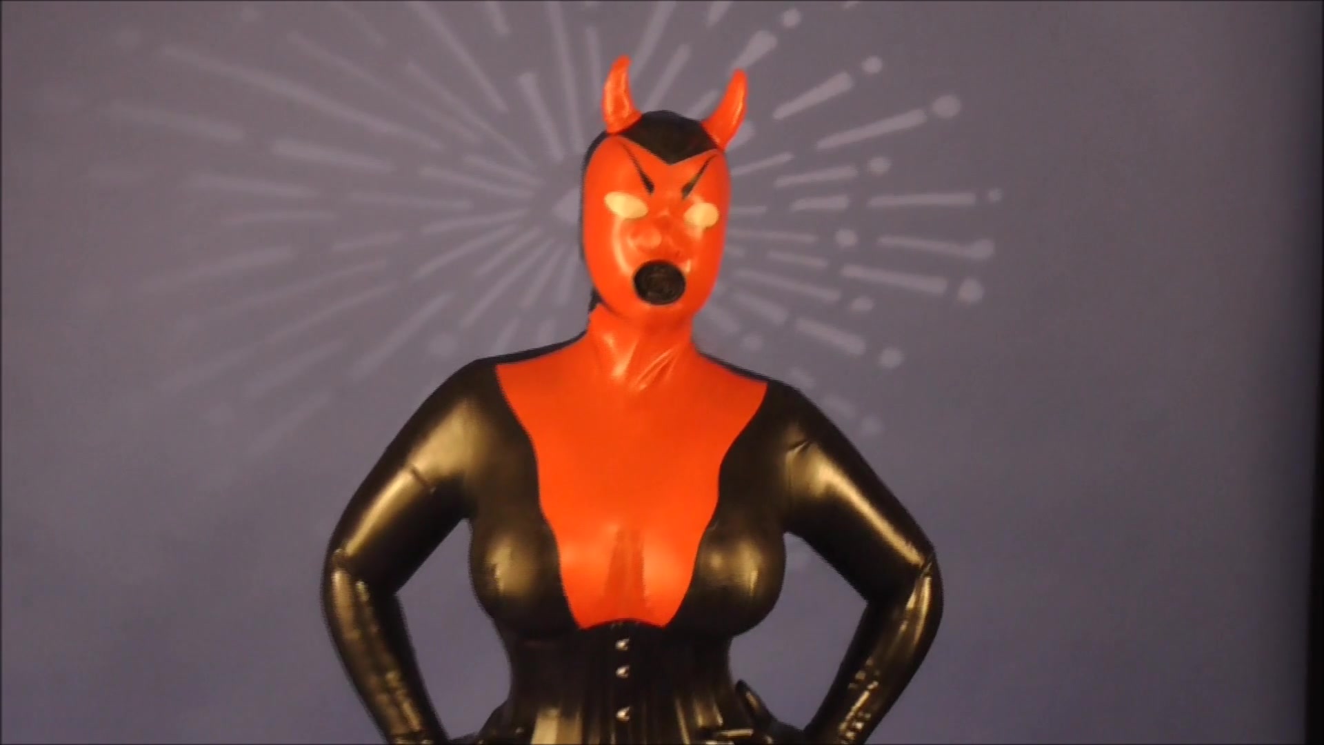 Anna in Devilicious Catsuit by Latexcrazy