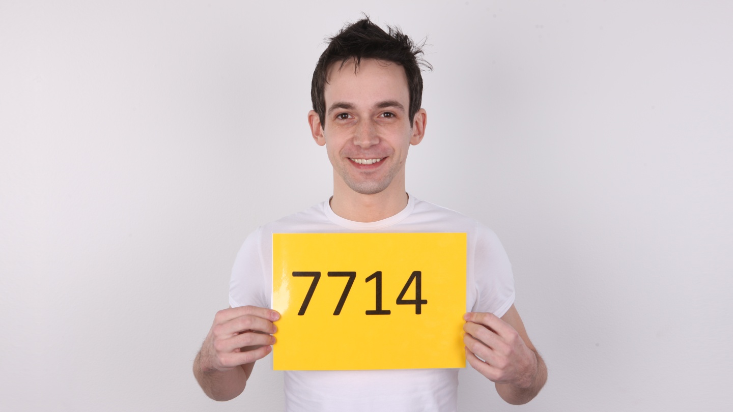 Lukas (27)