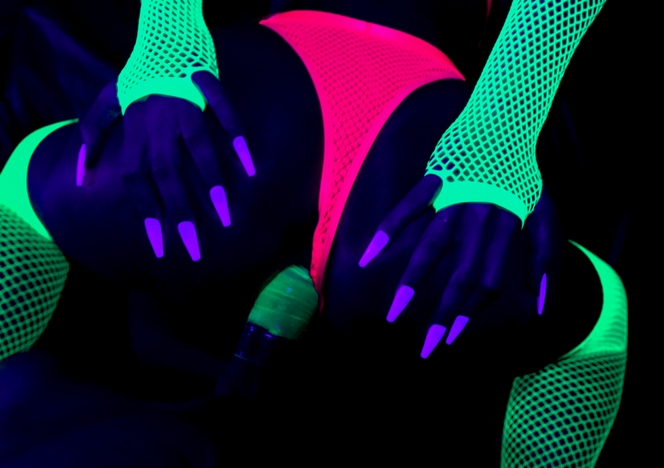 Into The Blacklights