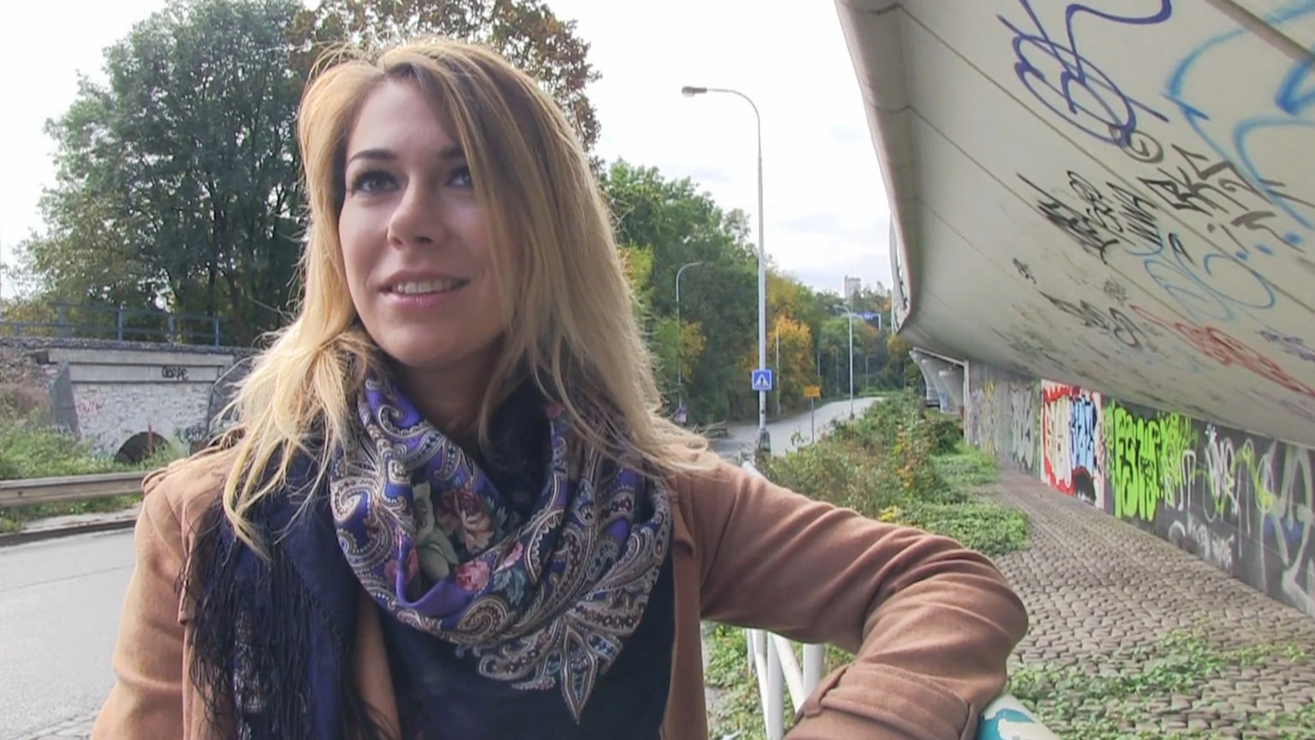 Blonde Opens Legs Outside for Cash