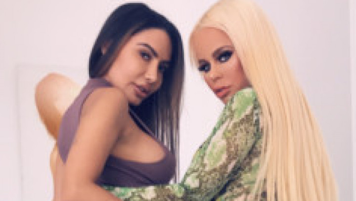 3way with @Lelastarrm @NikkiDelano