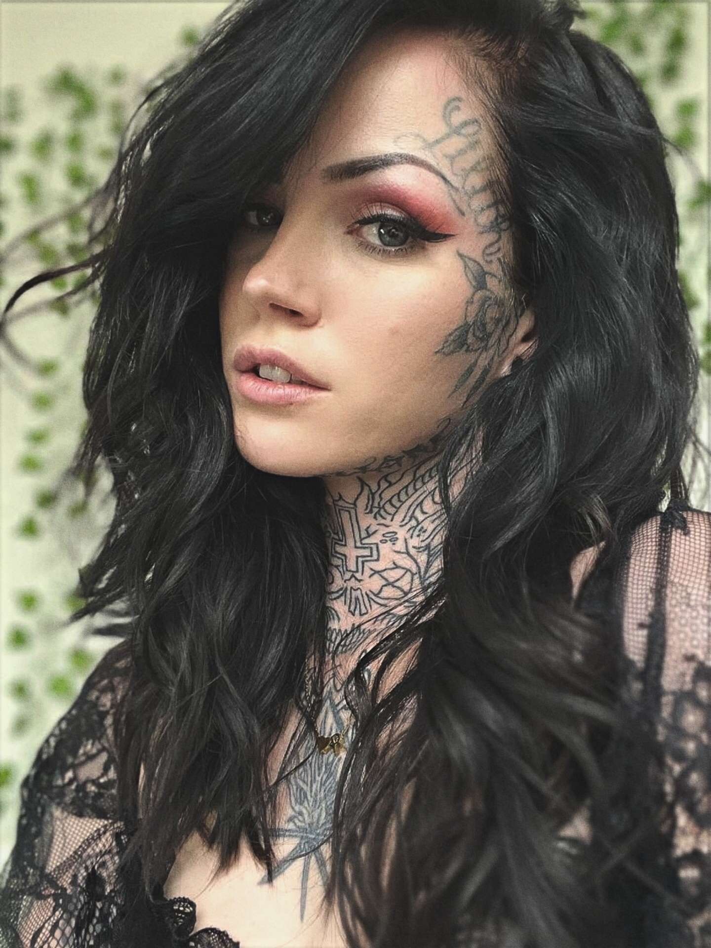 Luna Kyzz Masturbation