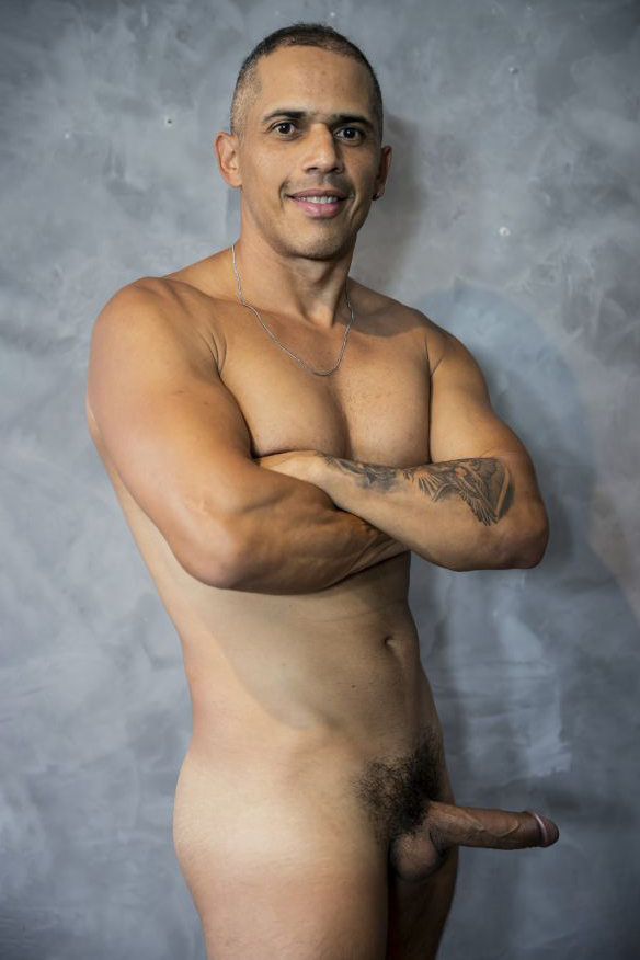 Johnny Louis Fessée