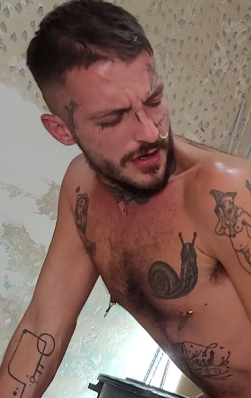 Blew Velvet Anulingus