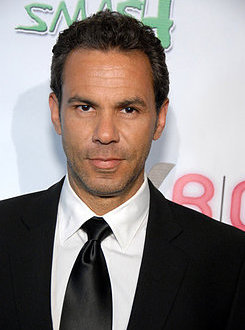 Photo HD Steven St. Croix - 4