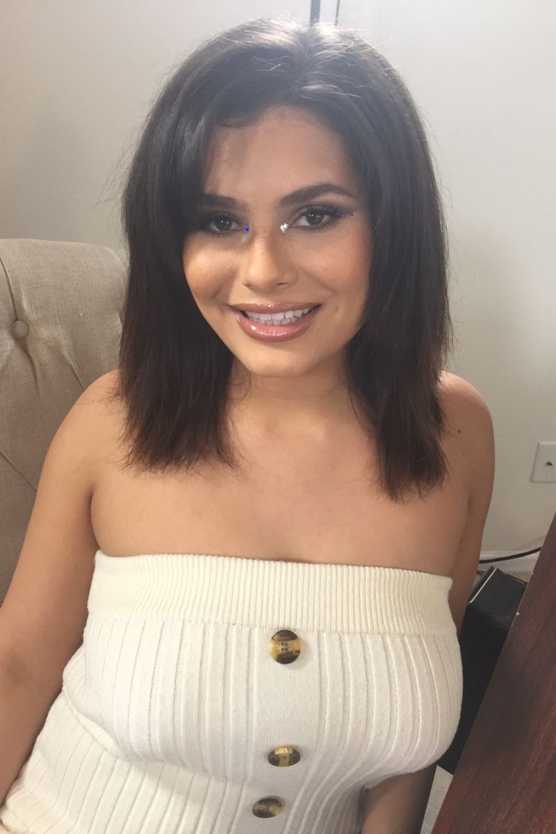 Nola Bell Faiyez Fessée