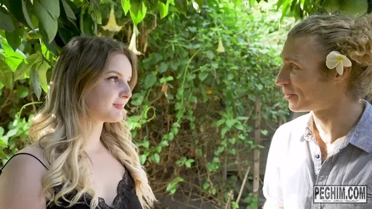 Unripe Fruit: Eliza Eves Is a Slutty Neighbor