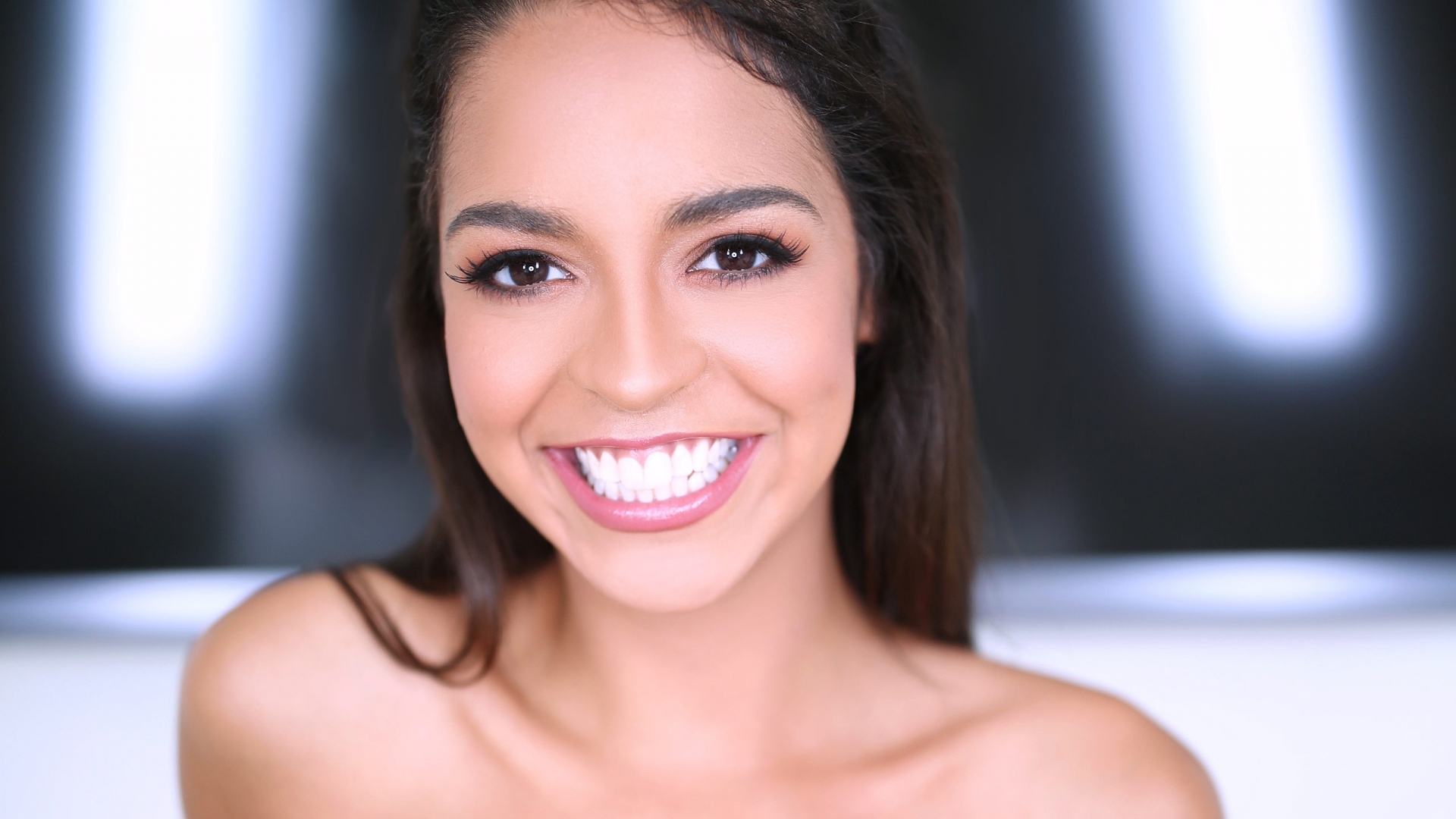 Vienna Black, Naughty Waitress Sucks, Fucks and Swallows TWO Loads